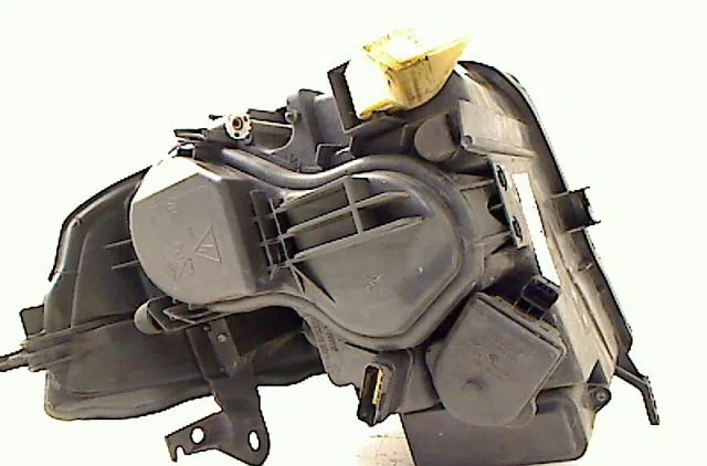 Phare droit RENAULT VELSATIS 2003 occasion