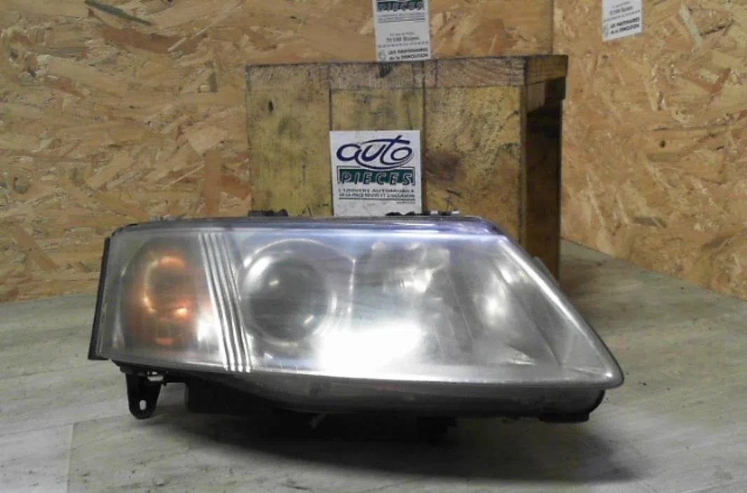 Phare droit SAAB 9.3 2 9.3 2 SPORT SEDAN PHASE 1 occasion
