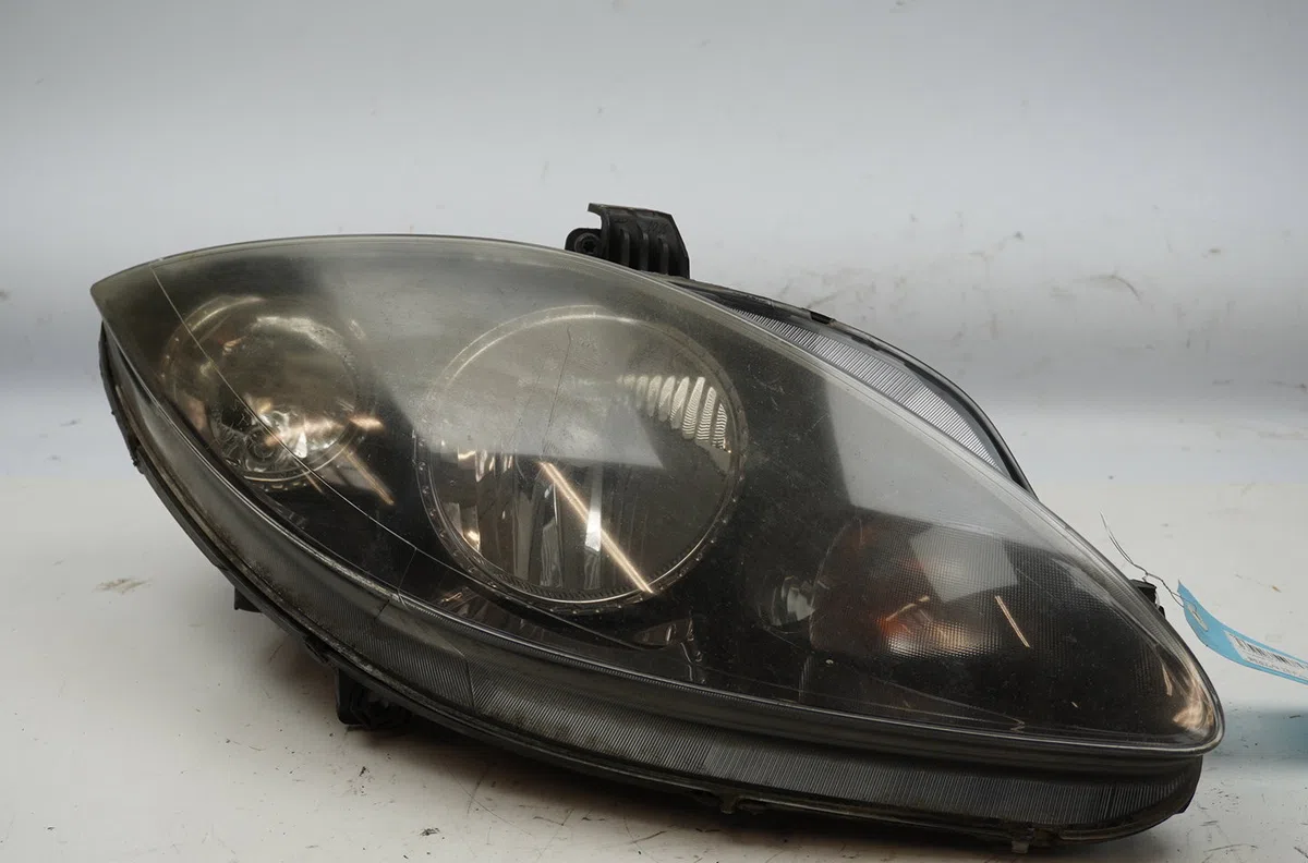 Phare droit Seat ALTEA (5P1) 1.9 tdi (2004) 5 portes occasion