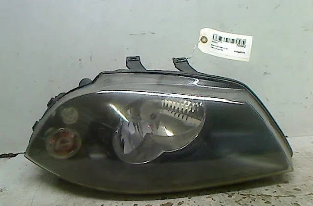 Phare droit Seat CORDOBA (6L2) 1.4 16v (2002-2007) occasion