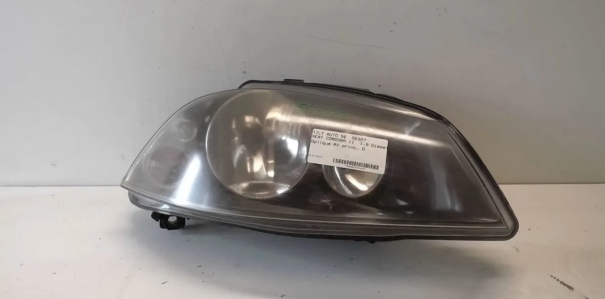 Phare droit Seat CORDOBA (6L2) 1.9 tdi (2002-2009) occasion