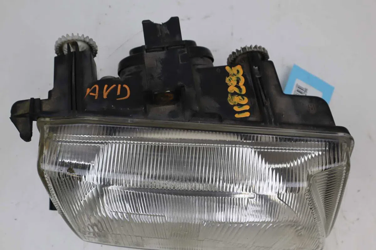 Phare droit Seat CORDOBA Vario (6K5) 1.9 tdi (1996-2002) occasion