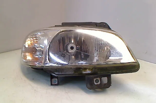 Phare droit SEAT IBIZA II 1.9 SDI occasion