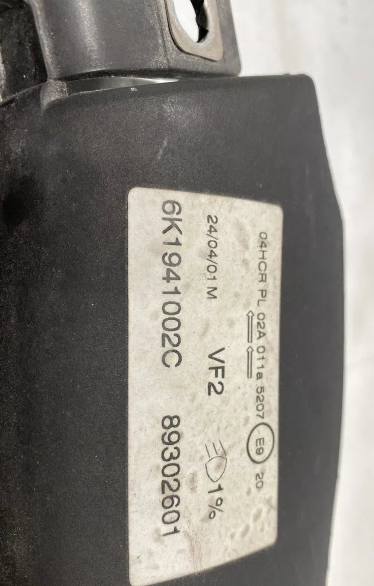 Phare droit Seat IBIZA II (6K1) 1.4 16v (2000-2002) occasion