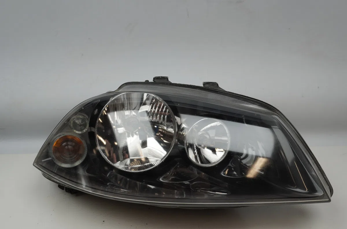 Phare droit Seat IBIZA III (6L1) 1.2 12v (2006-2009) occasion