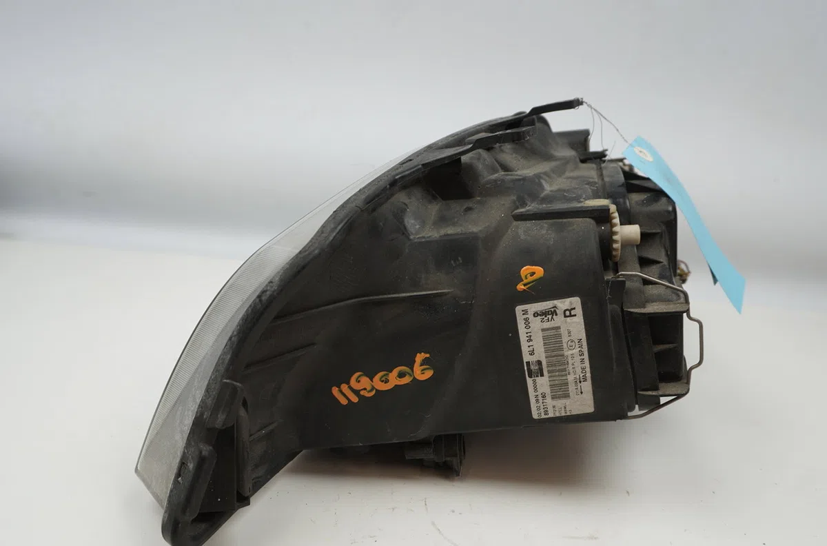 Phare droit Seat IBIZA III (6L1) 1.2 12v (2006-2009) occasion