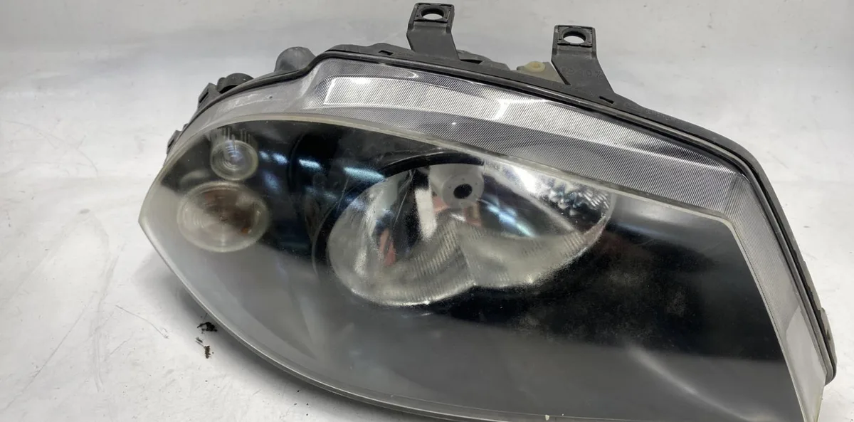 Phare droit Seat IBIZA III (6L1) 1.4 tdi (2002-2005) 3 portes occasion