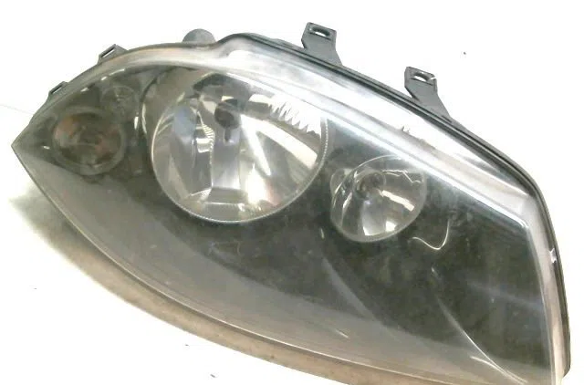 Phare droit Seat IBIZA III (6L1) 1.4 tdi (2002-2005) occasion