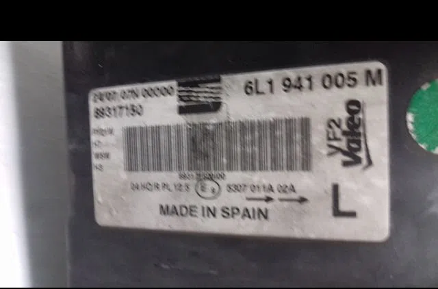 Phare droit Seat IBIZA III (6L1) 1.4 tdi (2002-2005) occasion