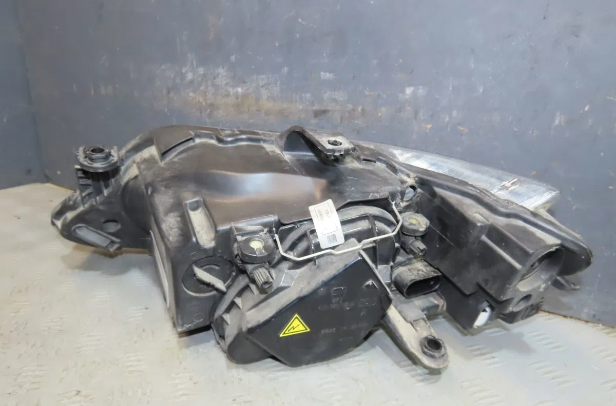 Phare droit Seat IBIZA IV (6J5, 6P1) 1.2 tsi (2010-2012) occasion