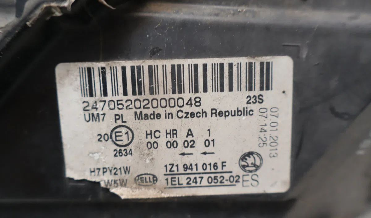 Phare droit Skoda OCTAVIA II Combi (1Z5) 1.6 tdi (2009-2013) occasion
