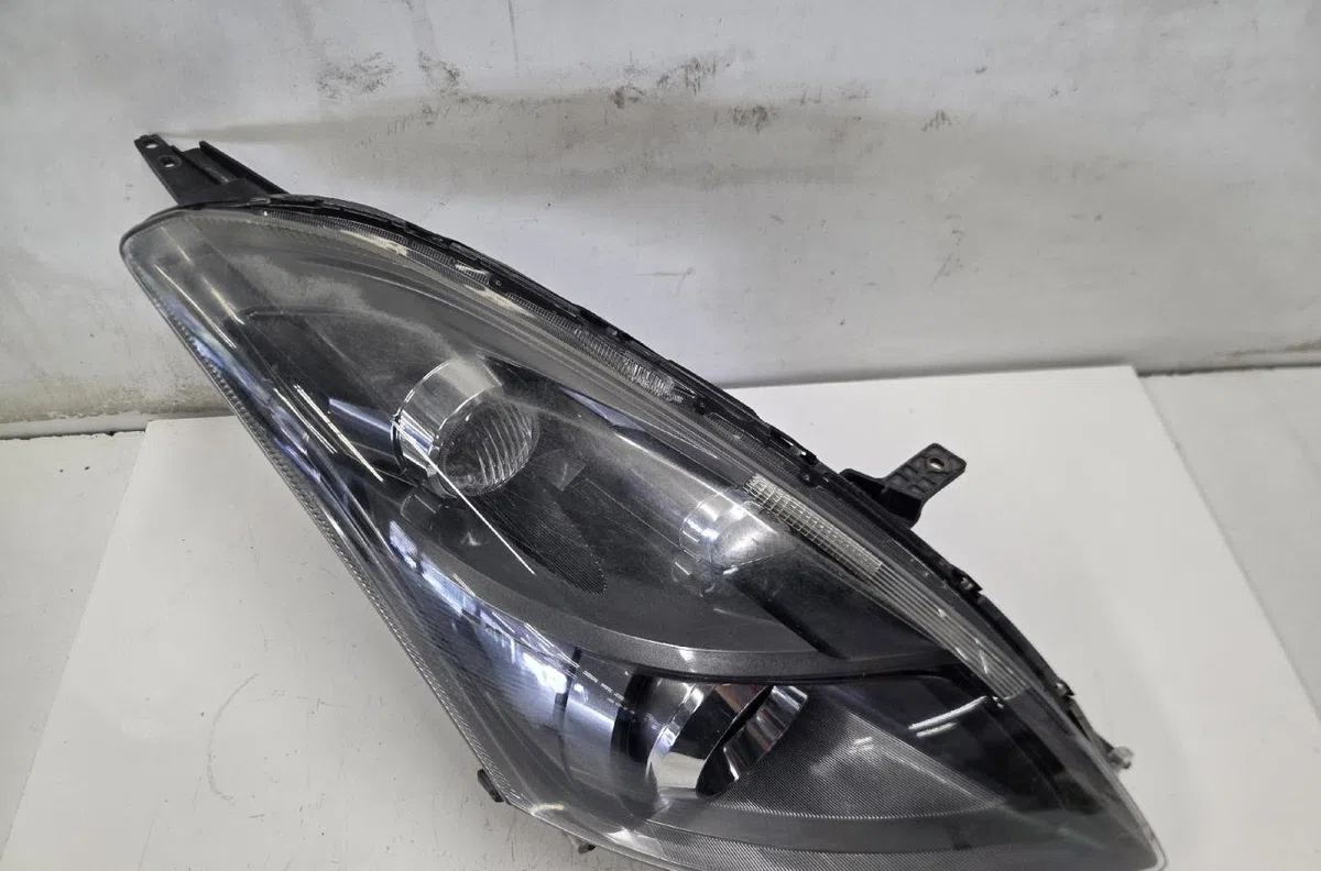 Phare droit SUZUKI SWIFT 4 occasion