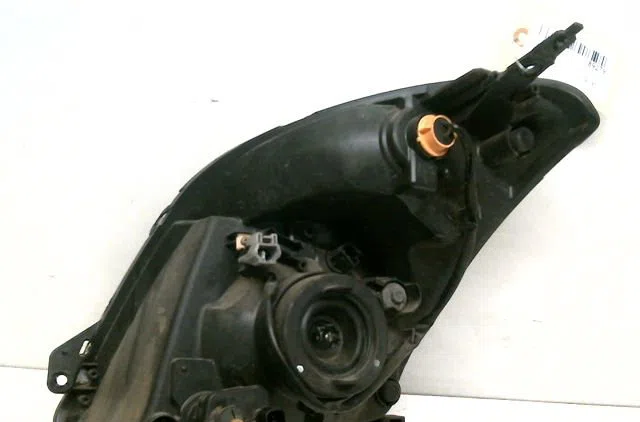 Phare droit Suzuki SWIFT III (MZ, EZ) 1.3 (rs 413) (2005) occasion