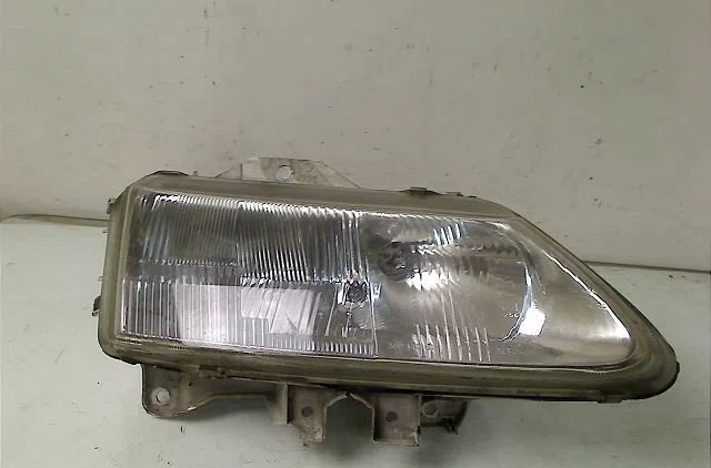 Phare droit Suzuki SWIFT III (MZ, EZ) 1.3 (rs 413) (2005) occasion