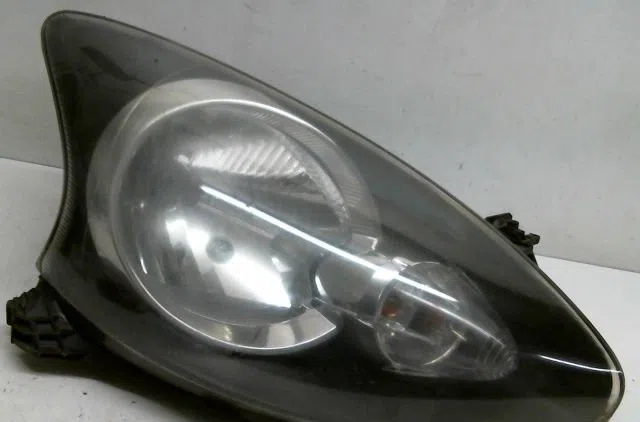 Phare droit Toyota AYGO (_B1_) 1.4 hdi (wnb10_) (2005-2010) occasion