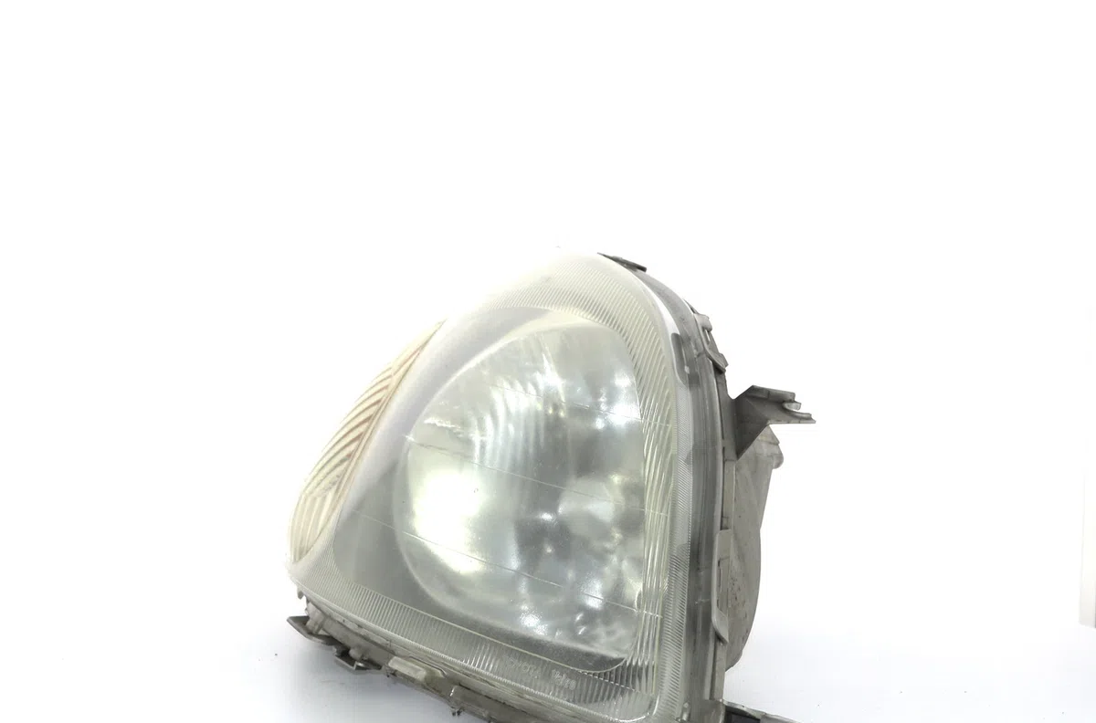 Phare droit Toyota YARIS (_P1_) 1.0 (scp10_) (1999-2005) occasion