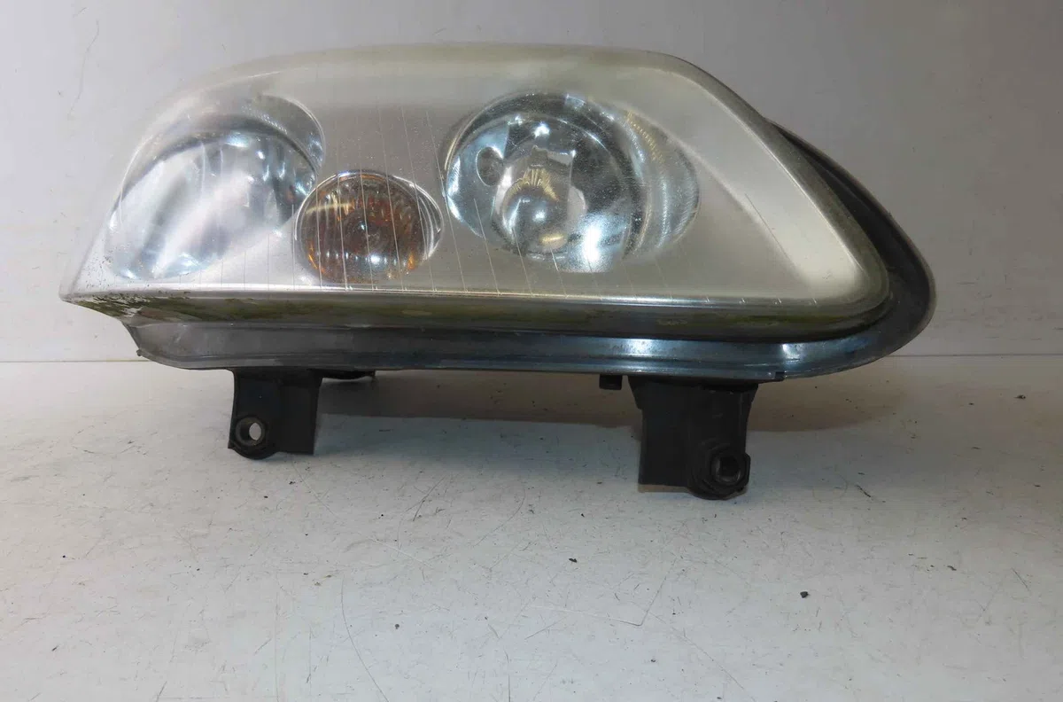 Phare droit VOLKSWAGEN CADDY III occasion