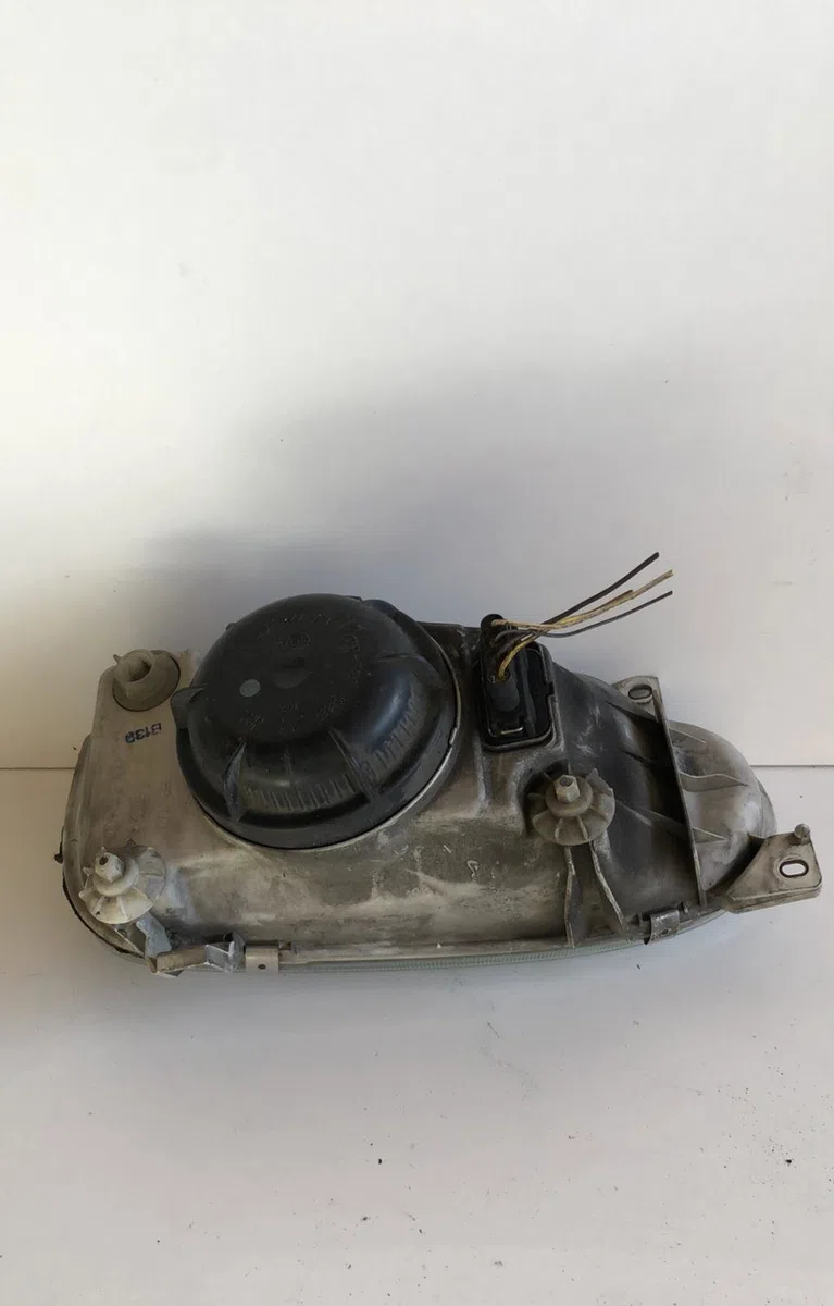 Phare droit Volkswagen GOLF III (1H1) 1.9 td, gtd (1991-1997) occasion