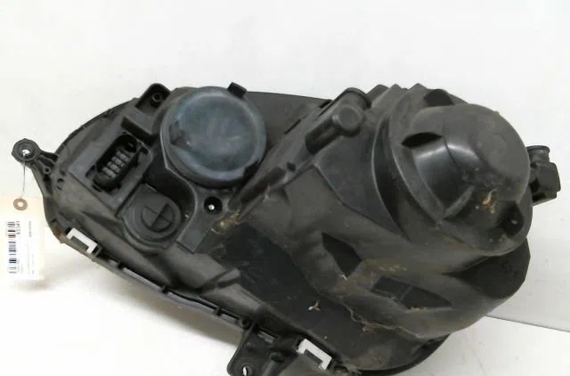 Phare droit Volkswagen GOLF V (1K1) 1.9 tdi (2003-2008) 5 portes occasion