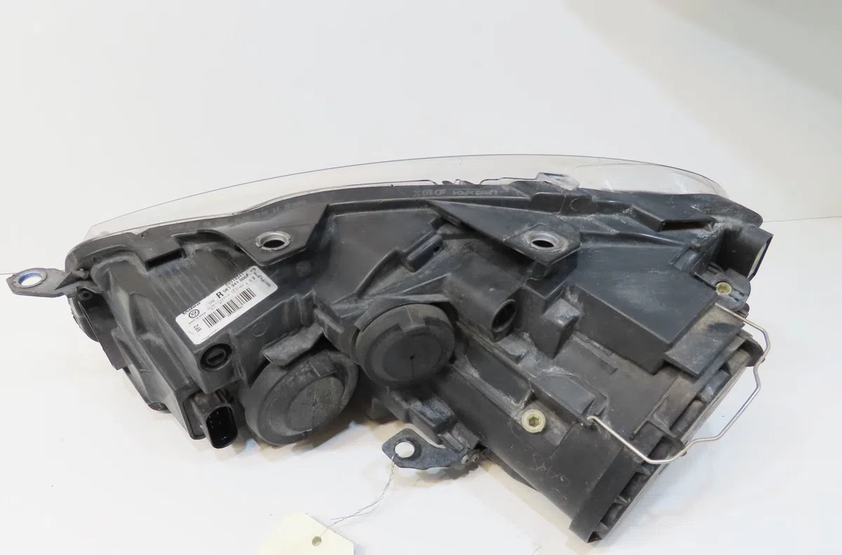 Phare droit Volkswagen GOLF VI Décapotable (517) 1.2 tsi (2011-2016) occasion