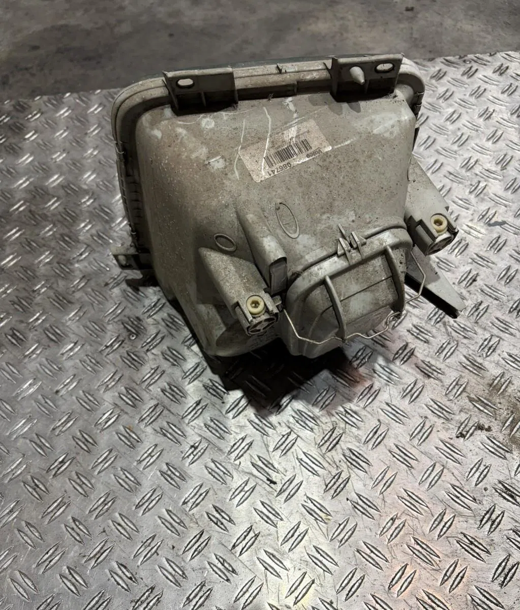 Phare droit VOLKSWAGEN LT 2 occasion