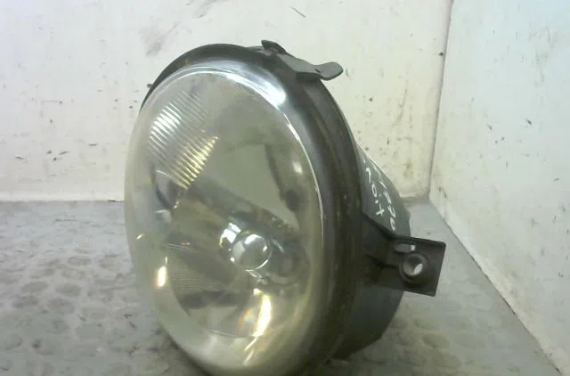 Phare droit Volkswagen LUPO I (6X1, 6E1) 1.4 16v (1998-2005) occasion