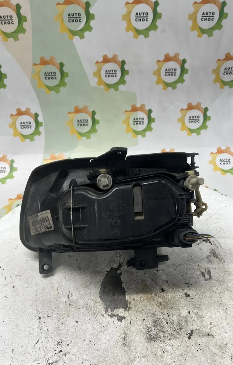 Phare droit VOLKSWAGEN POLO 3 PHASE 2 occasion