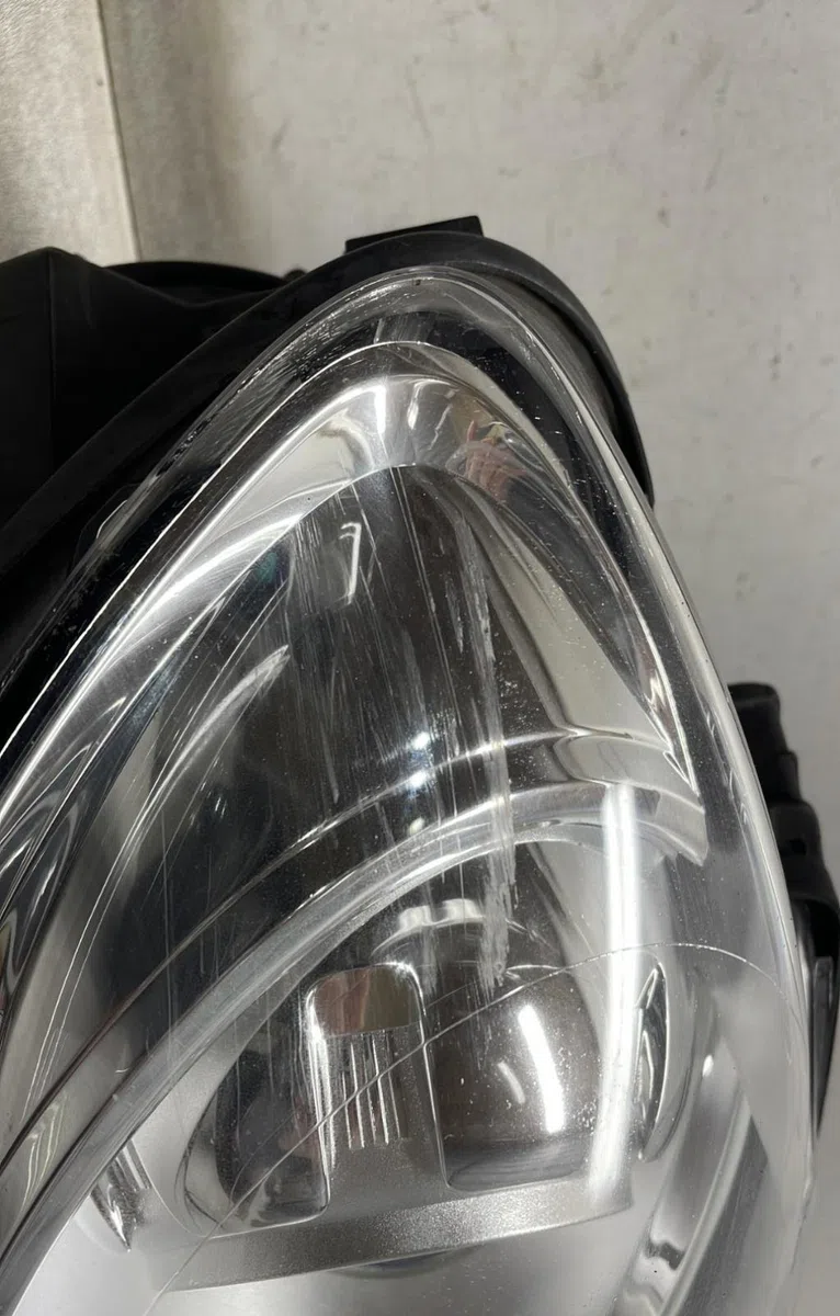 Phare droit Volkswagen TOURAN (1T1, 1T2) 1.9 tdi (2003-2004) 5 portes occasion