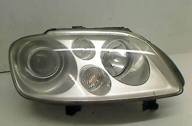 Phare droit Volkswagen TOURAN (1T1, 1T2) 1.9 tdi (2003-2004) occasion