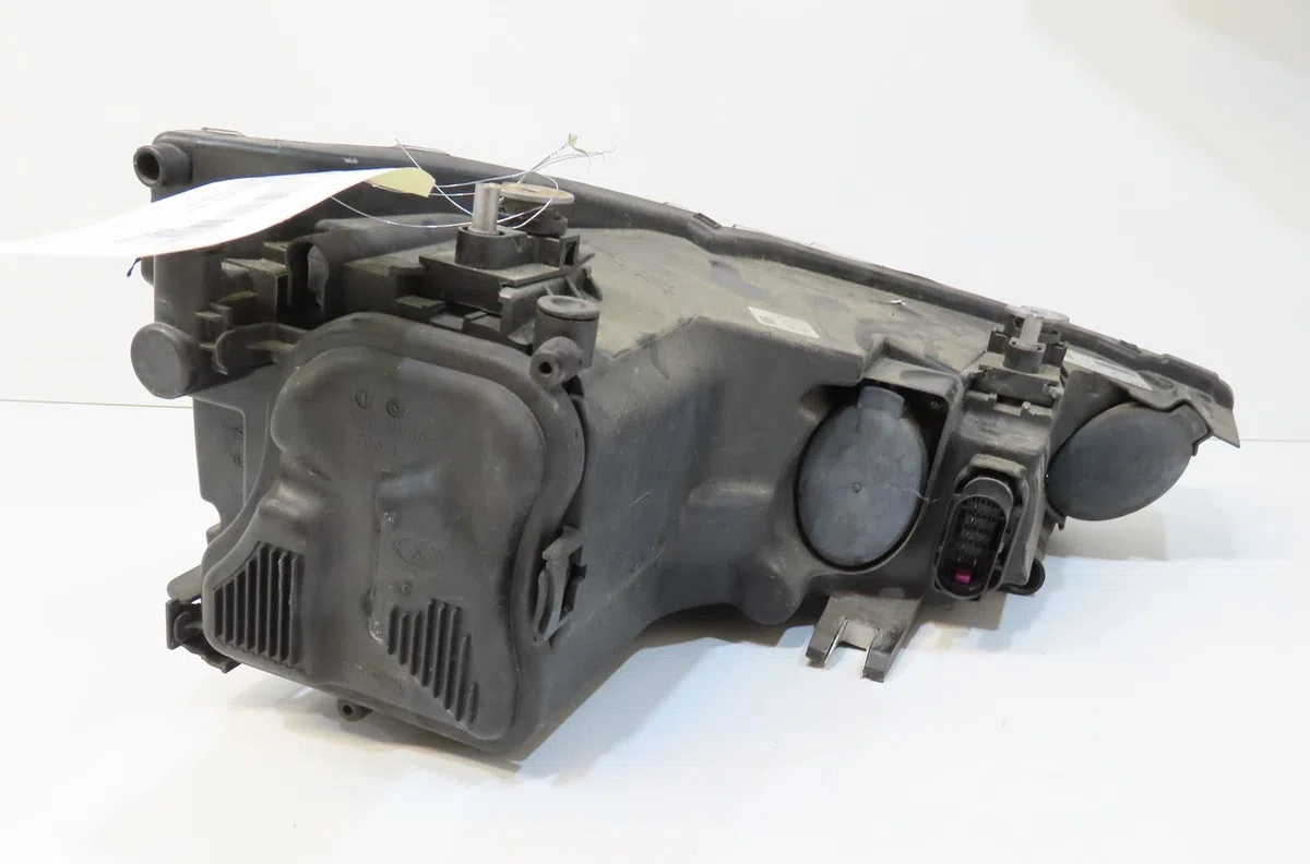 Phare gauche Audi A1 (8X1, 8XK) 1.4 tfsi (2011-2015) 3 portes occasion