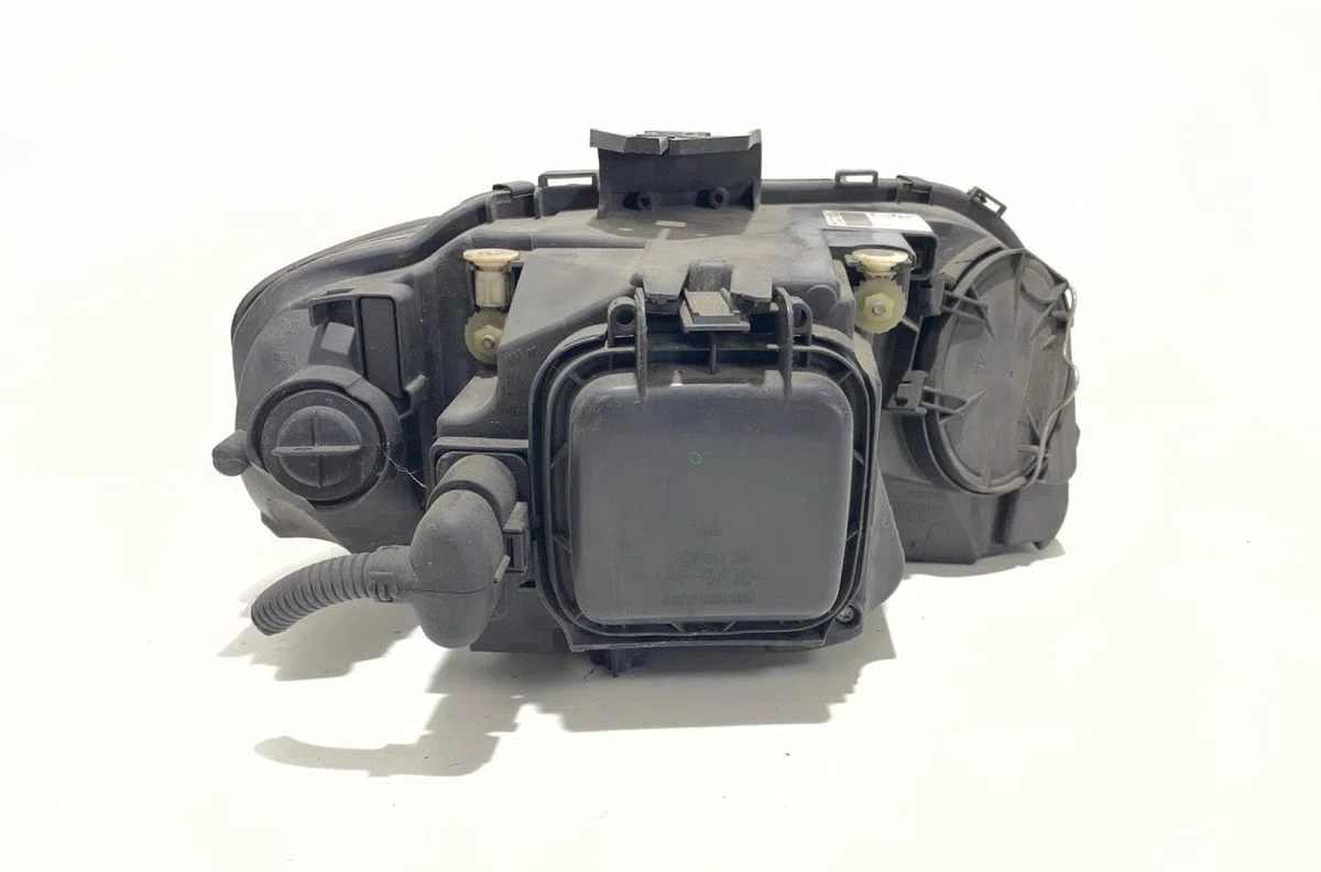 Phare gauche Audi A3 (8P1) 2.0 fsi (2003-2008) occasion