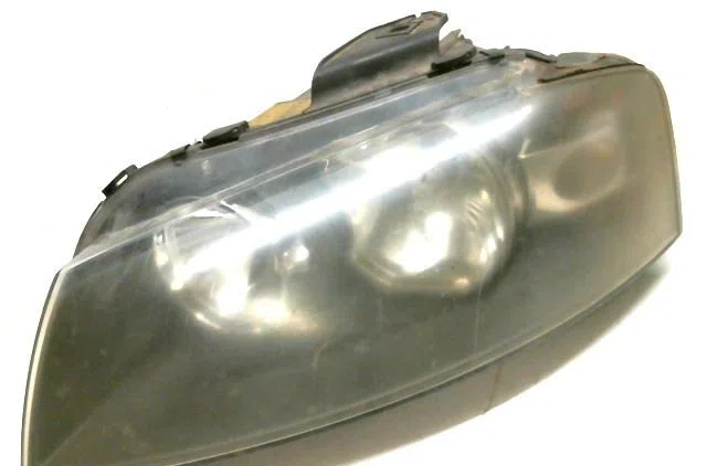 Phare gauche Audi A3 (8P1) 2.0 tdi 16v (2003-2012) 3 portes occasion