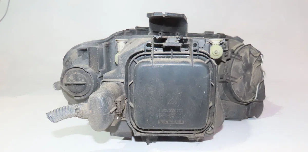Phare gauche Audi A3 (8P1) 2.0 tdi 16v (2003-2012) 3 portes occasion