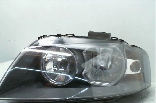 Phare gauche AUDI A3 II  1.9 TDi occasion