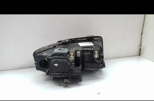 Phare gauche Audi A4 B6 (8E2) 2.5 tdi quattro (2000-2004) occasion