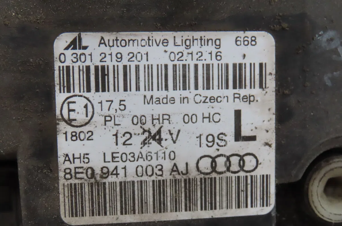 Phare gauche Audi A4 B7 Avant (8ED) 2.0 tdi (2004-2008) occasion
