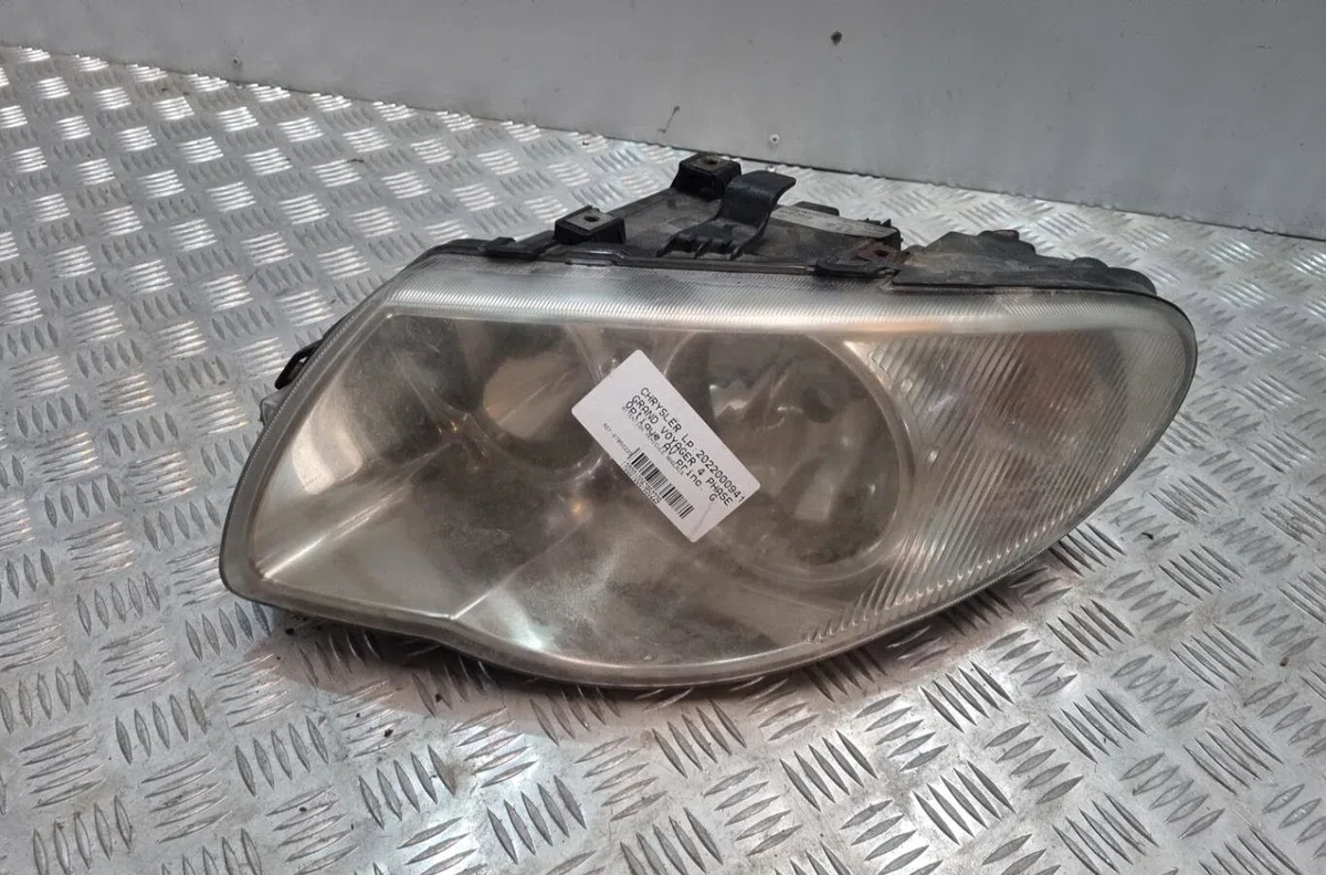 Phare gauche CHRYSLER GRAND VOYAGER 4 PHASE 2 occasion