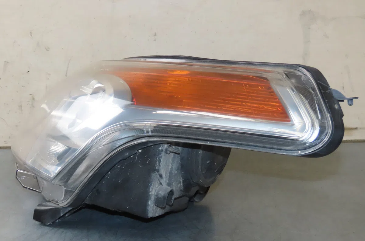 Phare gauche Citroen C3 PICASSO (SH_) 1.6 hdi (2009) 5 portes occasion