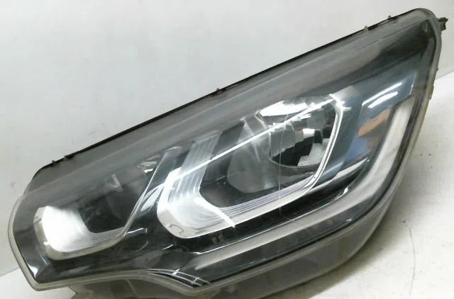 Phare gauche Citroen C4 II (NC_) 1.6 bluehdi 100 (2014) occasion