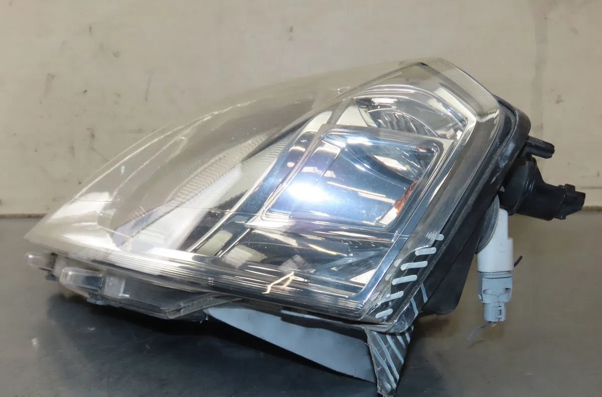 Phare gauche Dacia LOGAN MCV (KS_) 1.5 dci (ks0w) (2007-2012) 5 portes occasion