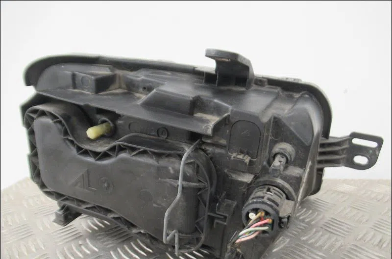 Phare gauche Fiat PANDA (169_) 1.2 (169axf2a, 169axf1a) (2010-2013) occasion