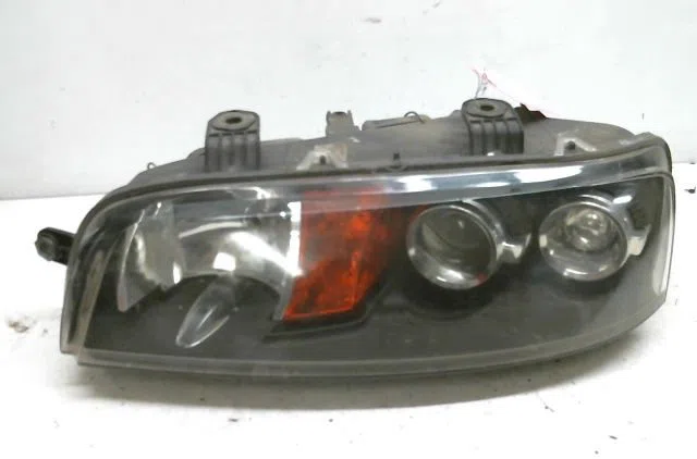 Phare gauche Fiat PUNTO (188_) 1.2 60 (188.030, .050, .130, .150, .230, .250) (1999-2010) occasion