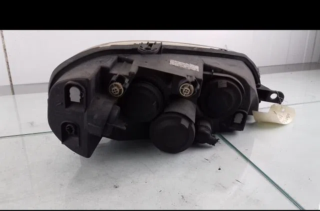 Phare gauche Fiat PUNTO (188_) 1.3 jtd 16v (2003-2012) 5 portes occasion