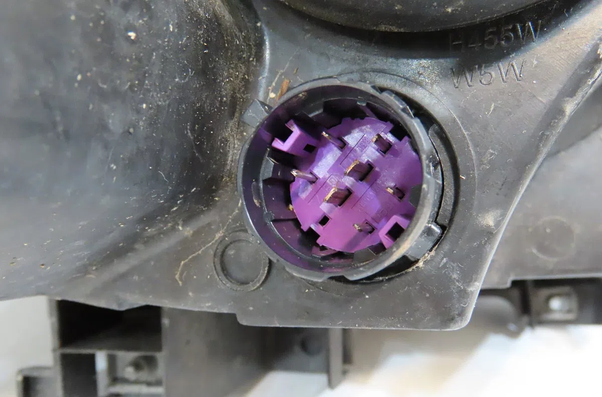 Phare gauche Fiat PUNTO (199_) 1.4 (199axb1a, 199bxb1a, 199bxb11, 199axb11) (2012) occasion