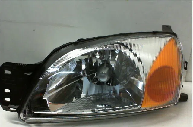 Phare gauche FORD FIESTA IV  1.3i occasion