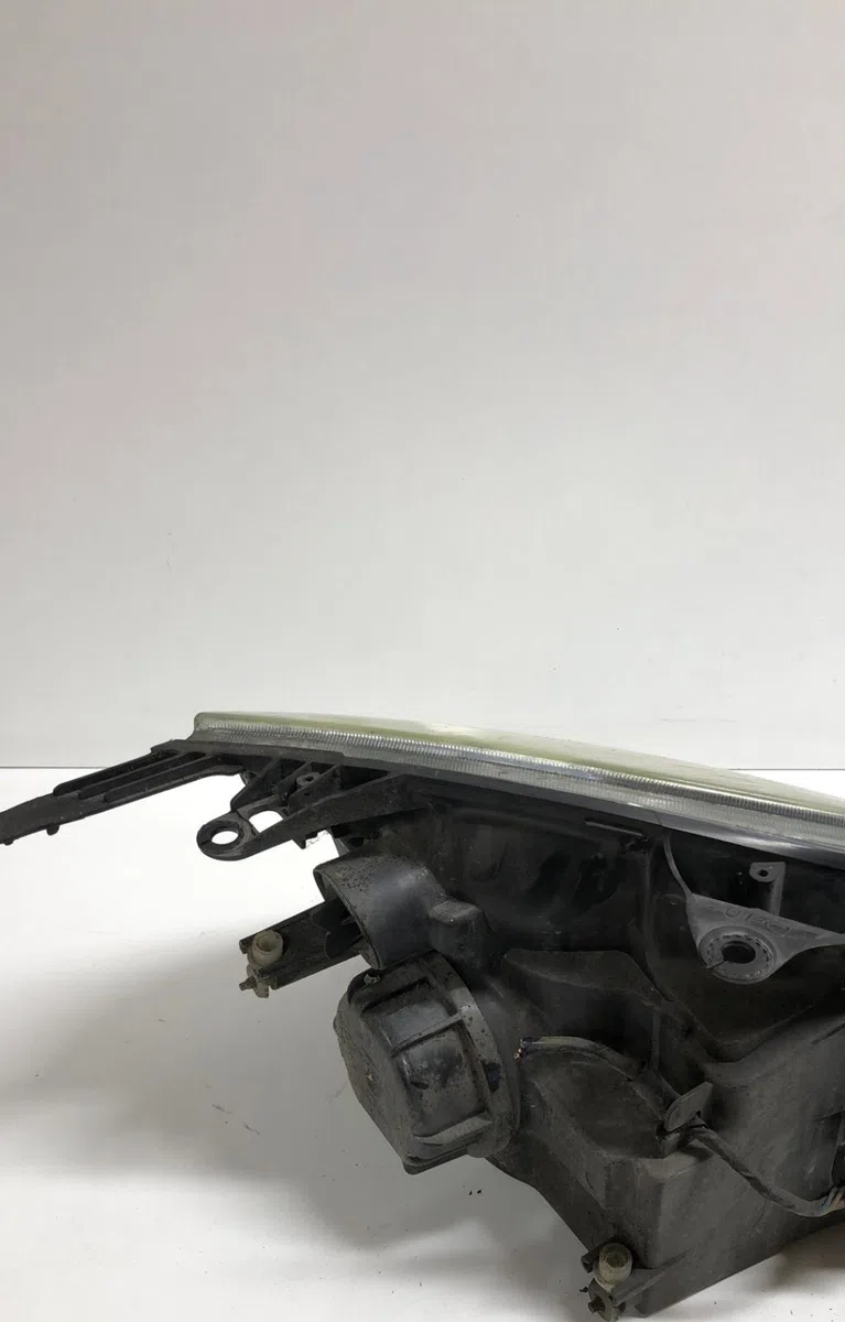 Phare gauche Ford FIESTA V (JH_, JD_) 1.3 (2001-2008) 3 portes occasion