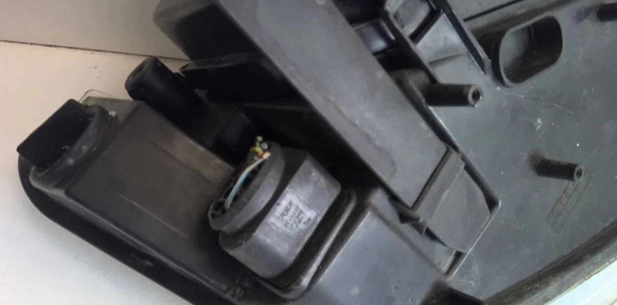 Phare gauche Ford FOCUS C-MAX (DM2) 1.8 tdci (2005-2007) 5 portes occasion