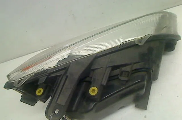 Phare gauche Ford FOCUS C-MAX (DM2) 2.0 tdci (2003-2007) occasion
