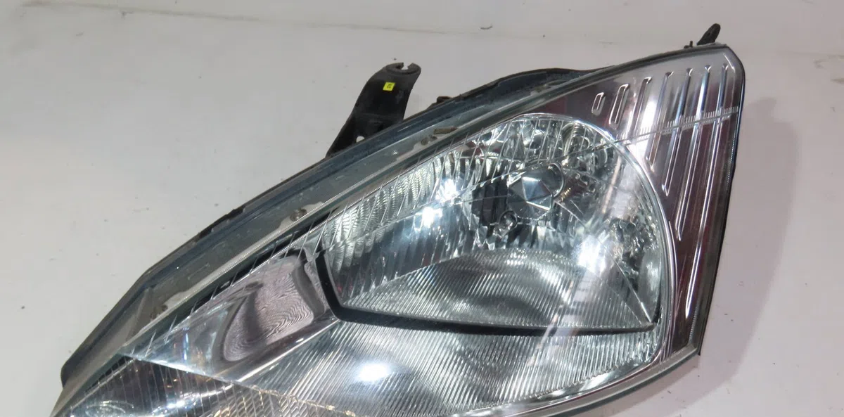 Phare gauche Ford FOCUS I Clipper (DNW) 1.8 turbo di - tddi (1999-2004) occasion