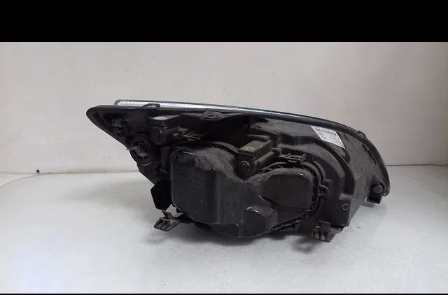 Phare gauche Ford FOCUS II (DA_, HCP, DP) 1.6 tdci (2004-2012) occasion